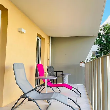 Old Center Charming Brand New Apartment