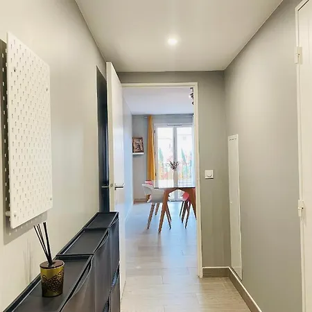 Old Center Charming Brand New Apartment *