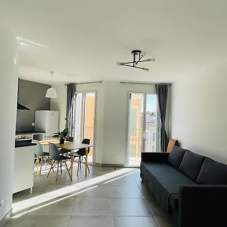 Old Center Charming Brand New * Antibes